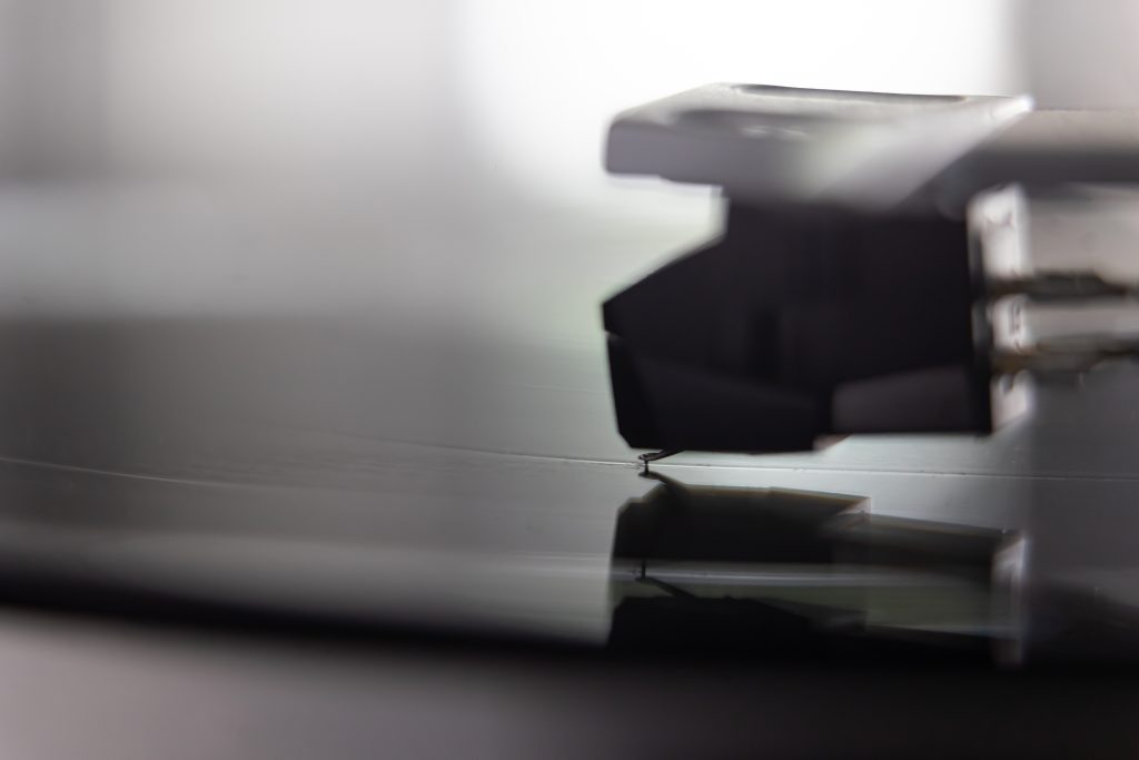 33⅓ vagy 45 RPM: melyik fordulatszám illik a kiadványhoz?