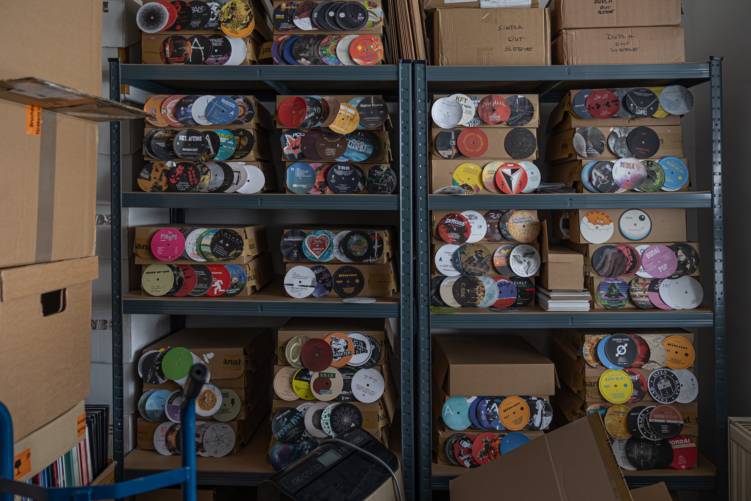 Democratizing Vinyl: Hanaton Introduces an In-House Crowdfunding Platform for Independent Artists
